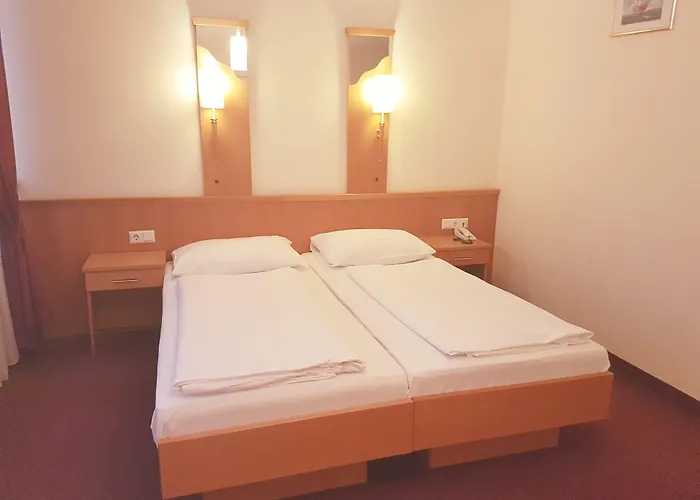 Haydn Hotel