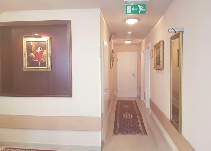 Haydn Hotel